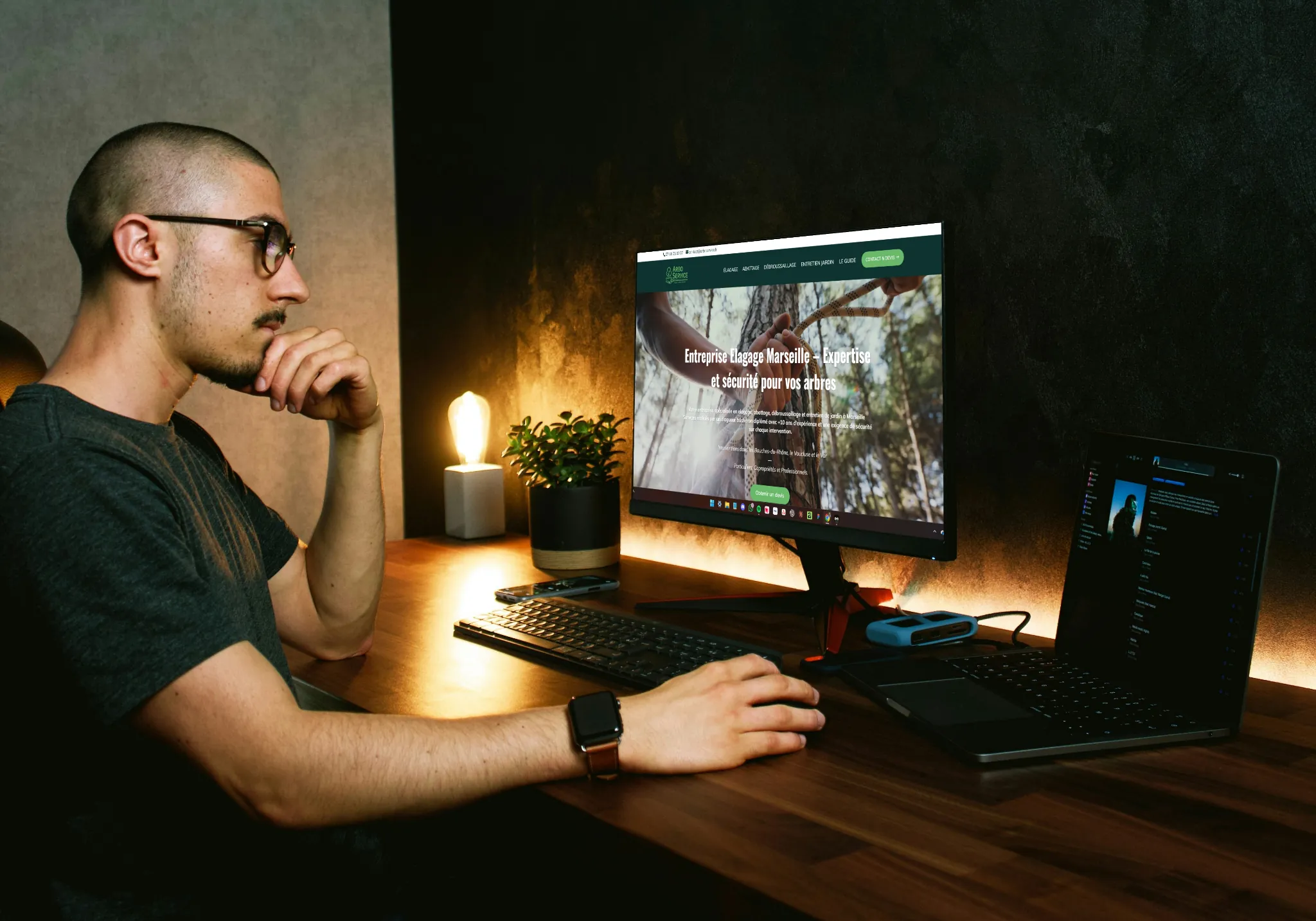 webdesigner qui créé un site internet pour un professionnel